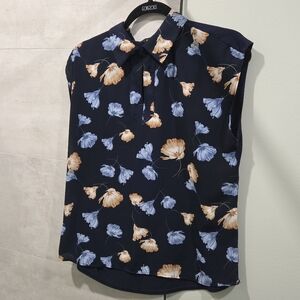 RW&CO. Lightweight Cap Sleeve Blue Top - Medium